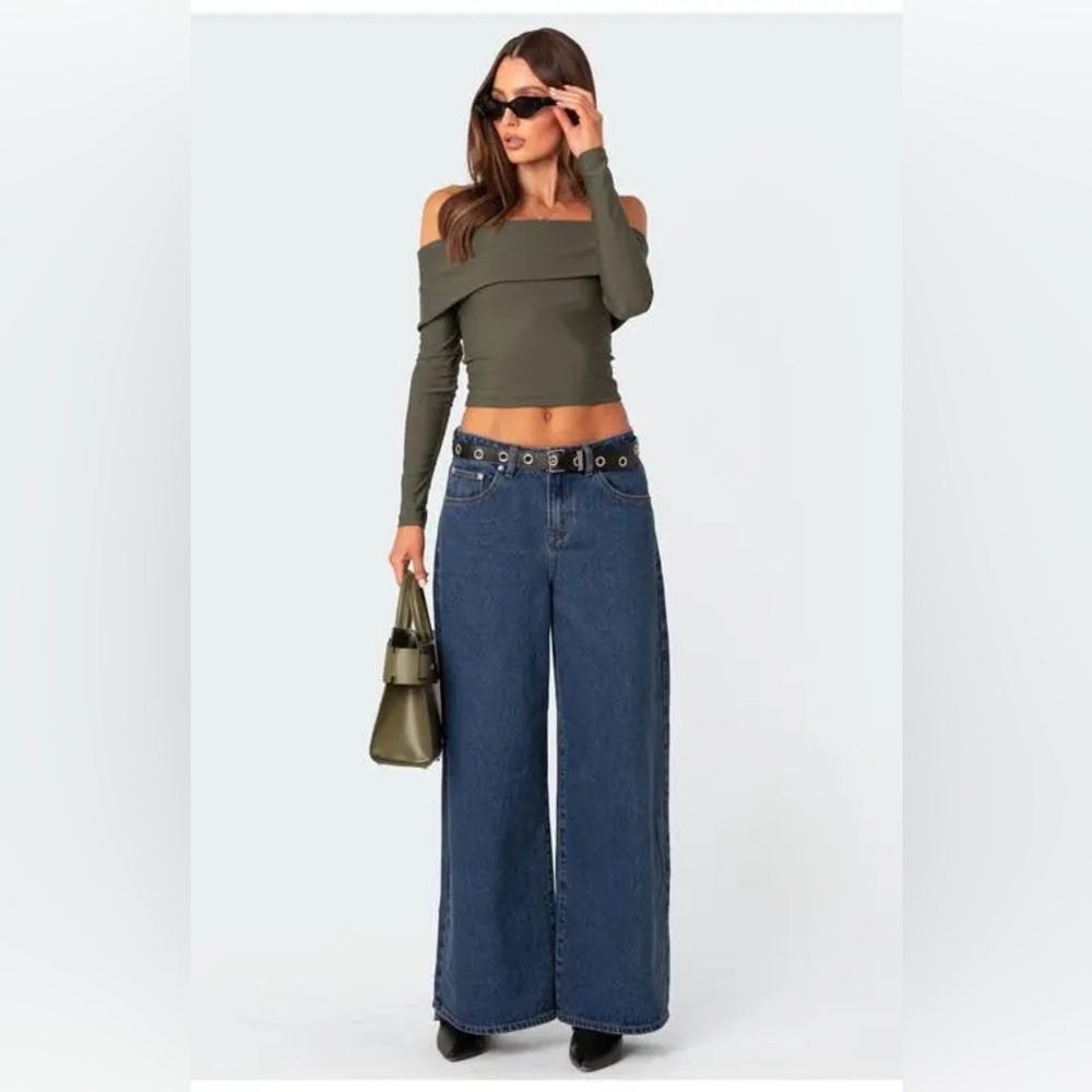 Edikted Off-Shoulder Olive Green Women's Top